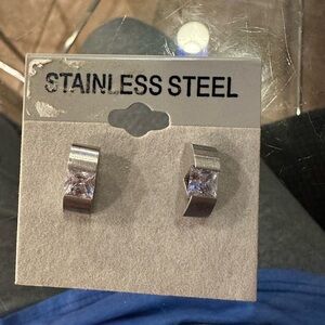 Stainless Steel Earrings with clear Gemstone